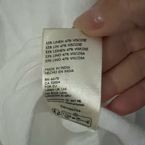 Anthropologie Pilcro Ruffled Placket Shirt in White - Picture 10 of 12